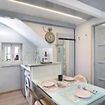 Domus Santa Brigida Apartament