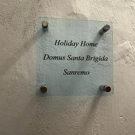 Domus Santa Brigida 圣雷默
