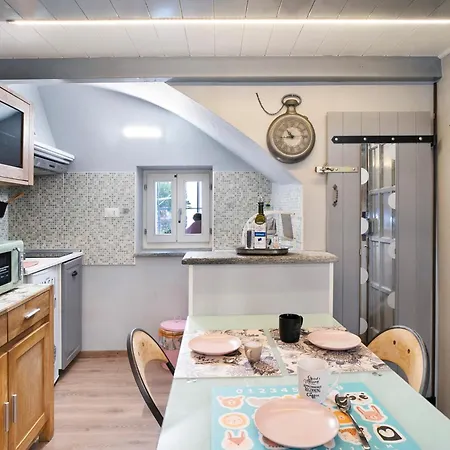 Apartament Domus Santa Brigida *
